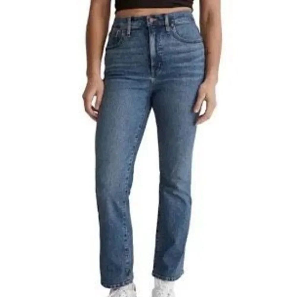 Madewell Cali Demi boot medium wash size 26 normcore jeans